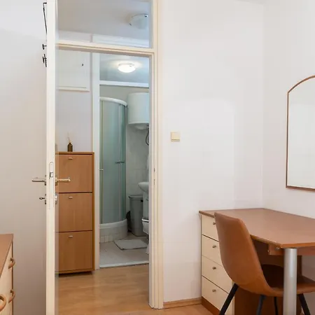 Apartment Adriatic Charm: Coastal Heaven Of