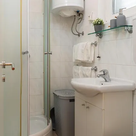 Apartment Adriatic Charm: Coastal Heaven Of