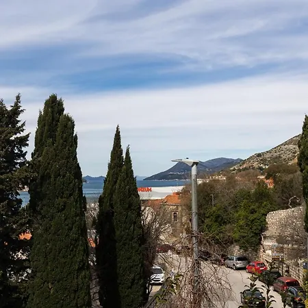 Adriatic Charm: Coastal Heaven Of Appartement